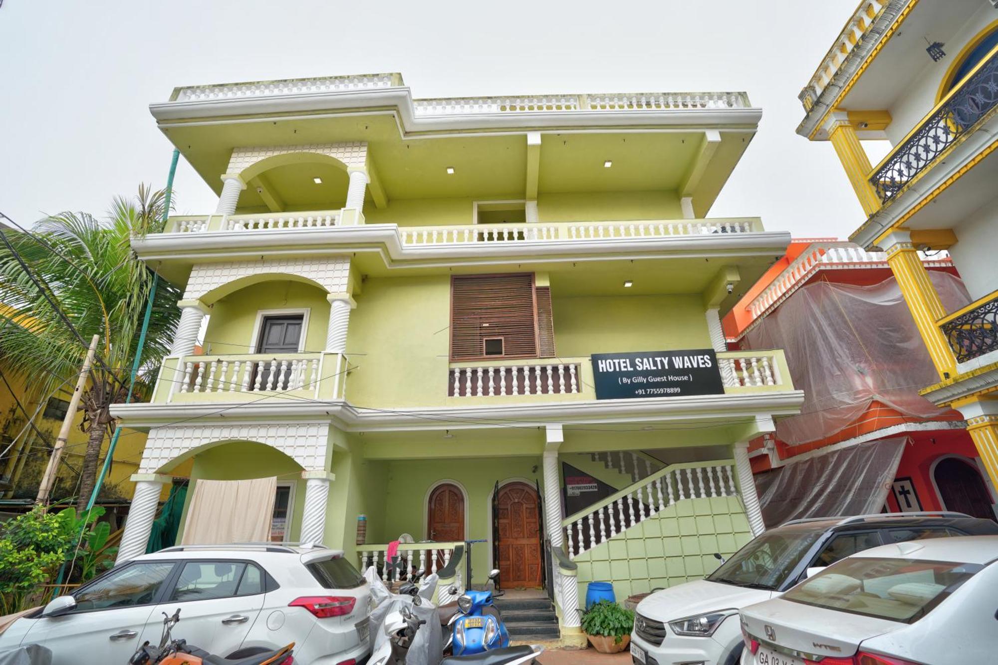 Hotel Salty Waves Baga Exterior foto